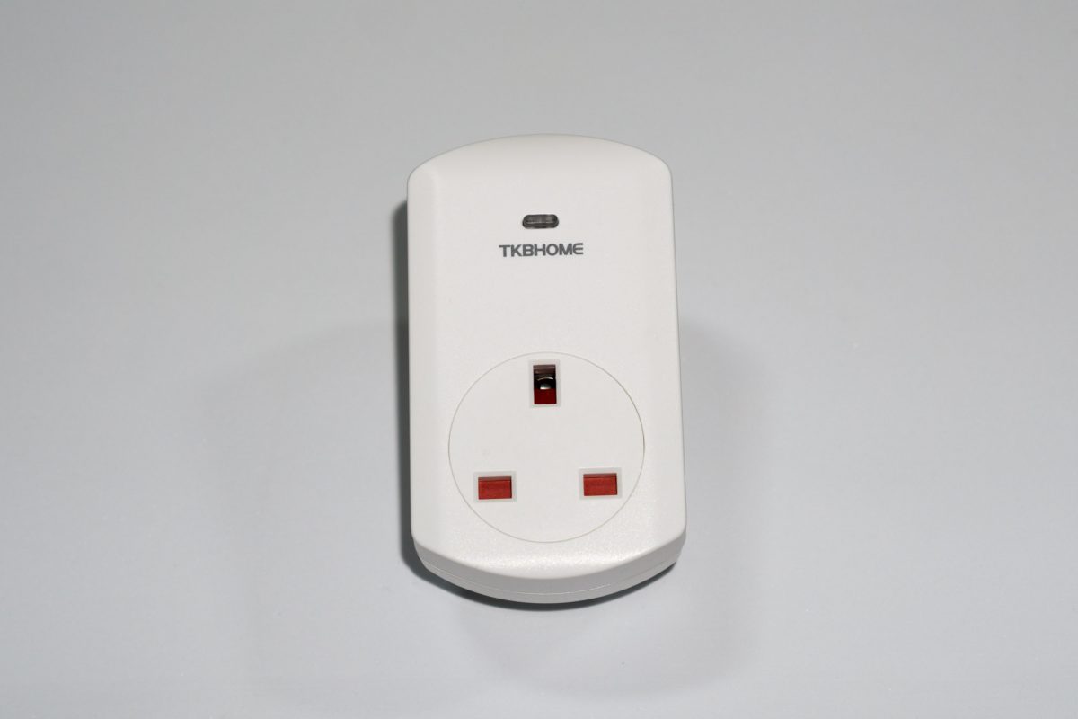 TZ68 Smart Plug Z-Wave Plug Socket French