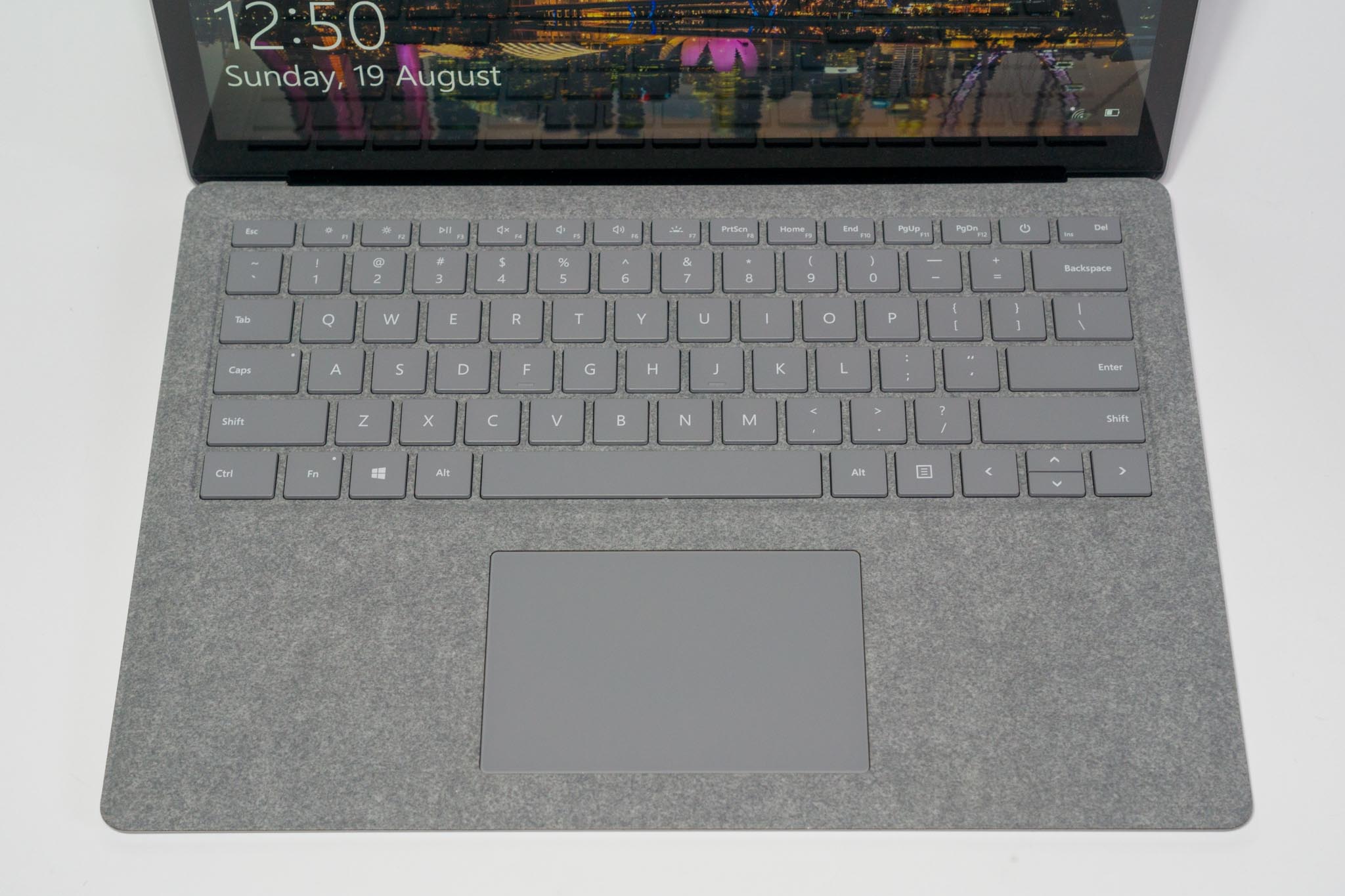 Microsoft Surface Laptop Review – Zit Seng's Blog