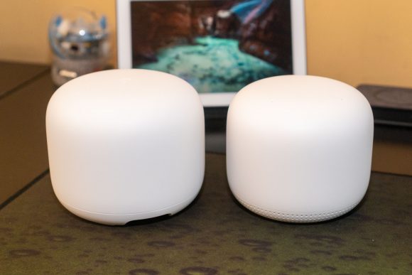 Google Nest Wifi Router and Point (Mist)